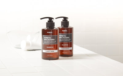 KUNDAL HONEY&MACADAMIA Pure Natural Balancing Refreshing Shampoo 500ml #FUZZY NAVEL with honey for nourishment and hydration