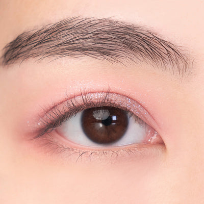 rom&nd BETTER THAN EYES W03 DRY STRAWBERRY - application method