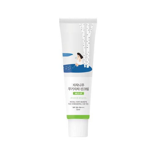 Protector solar hidratante Mild-Up de Round Lab Birch, 50 ml (FPS 50+ PA++++)