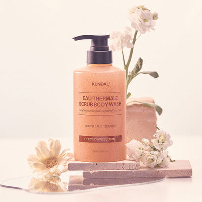 KUNDAL EAU THERMALE SPA SCRUB BODY WASH 500ml #COZY DARRELING with ceramide for strengthened skin barrier