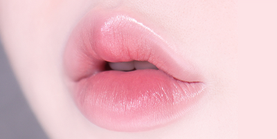 TONYMOLY Easy Touch Auto Lip Liner - hydration and protection