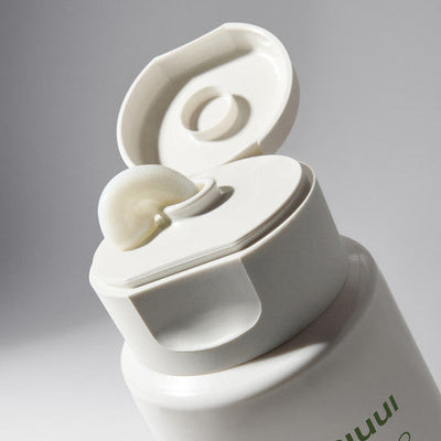 innisfree Olive Vitamin E Real Cleansing Foam 150g - deep cleansing