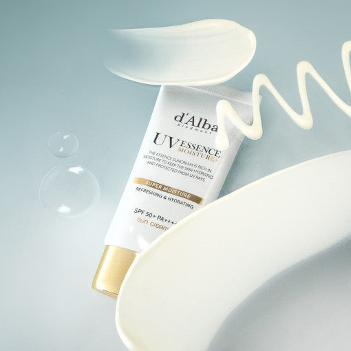 Crema solar vegana Super Moisture Essence de d'Alba con FPS 50+ PA++++ 50 ml 