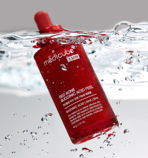 Peeling de ácido succínico para el acné rojo de Medicube, 40 g