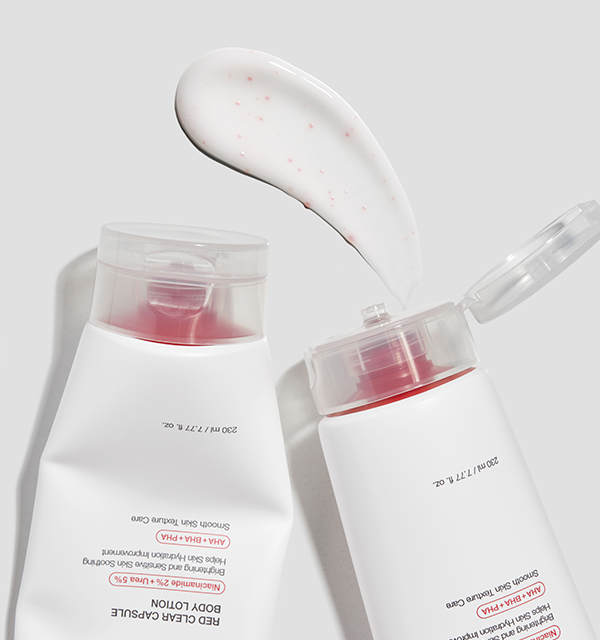 Loción corporal en cápsula transparente roja medicube de 230 ml
