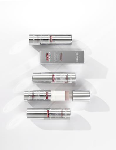 MEDIPEEL Peptide 9 Mela Stick 10g with hyaluronic for deep hydration