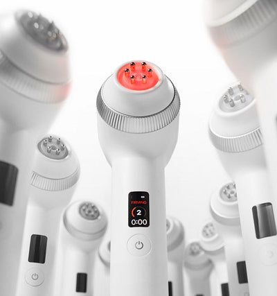 medicube AGE-R Ultra Tune 40.68 (*It can only be shipped via express service.) with peptide for anti-wrinkle and firmness